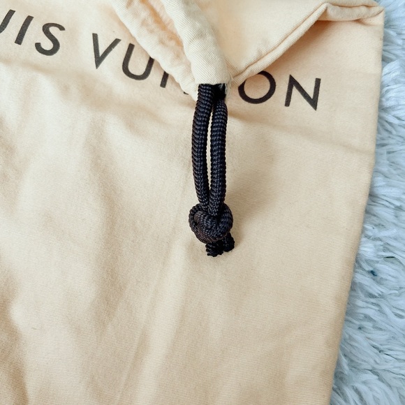 Louis Vuitton drawstring dustbag - Picture 5 of 6